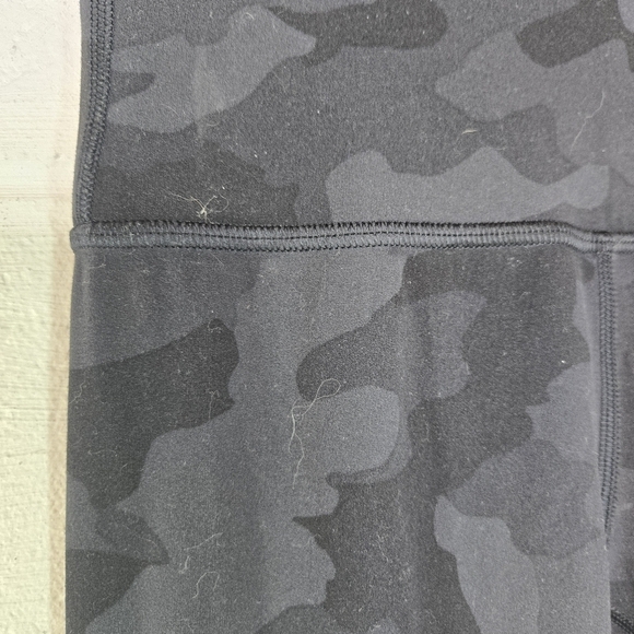 Lululemon align high rise black gray camo crop leggings - Picture 8 of 9